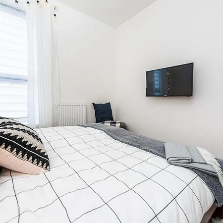 Uroczy Apartament Baltycki- 5 Min Od Aquapark Reda Appartement *