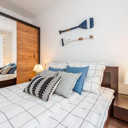 Uroczy Apartament Baltycki- 5 Min Od Aquapark Reda Appartement